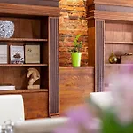 Great Polonia Center Готель 3*
